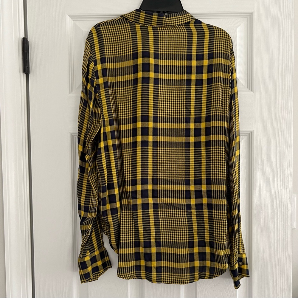 Blouse - Picture 4 of 4